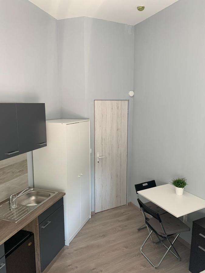 Kinizsi Udvar Apartmanhaz Balatonboglár Exterior photo