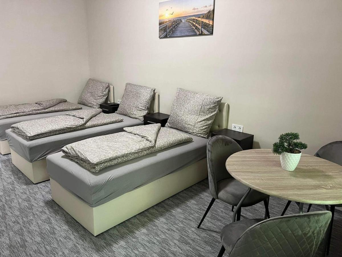 Kinizsi Udvar Apartmanhaz Balatonboglár Exterior photo